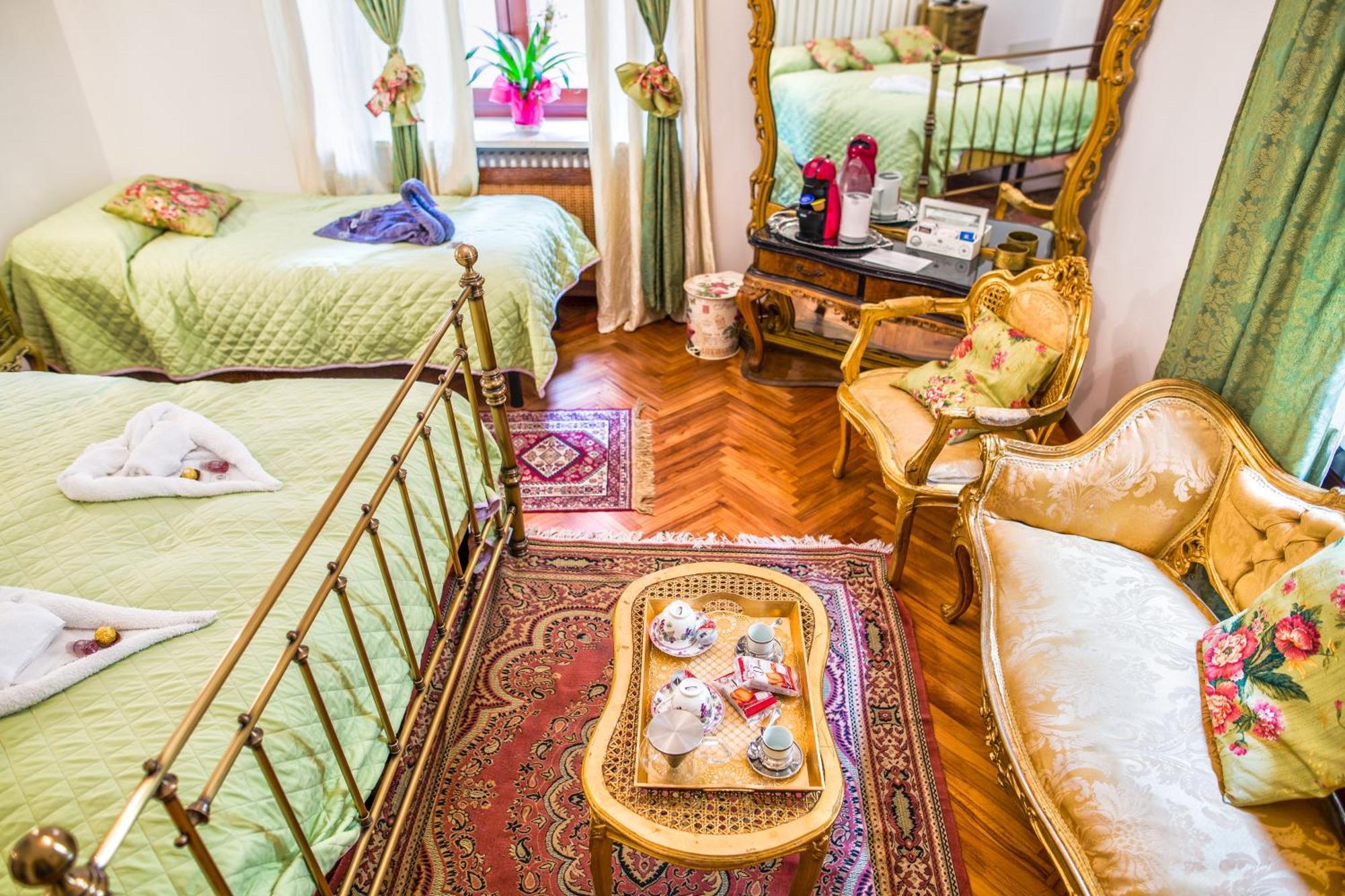 Art&Coffee Hotel Верона Екстериор снимка