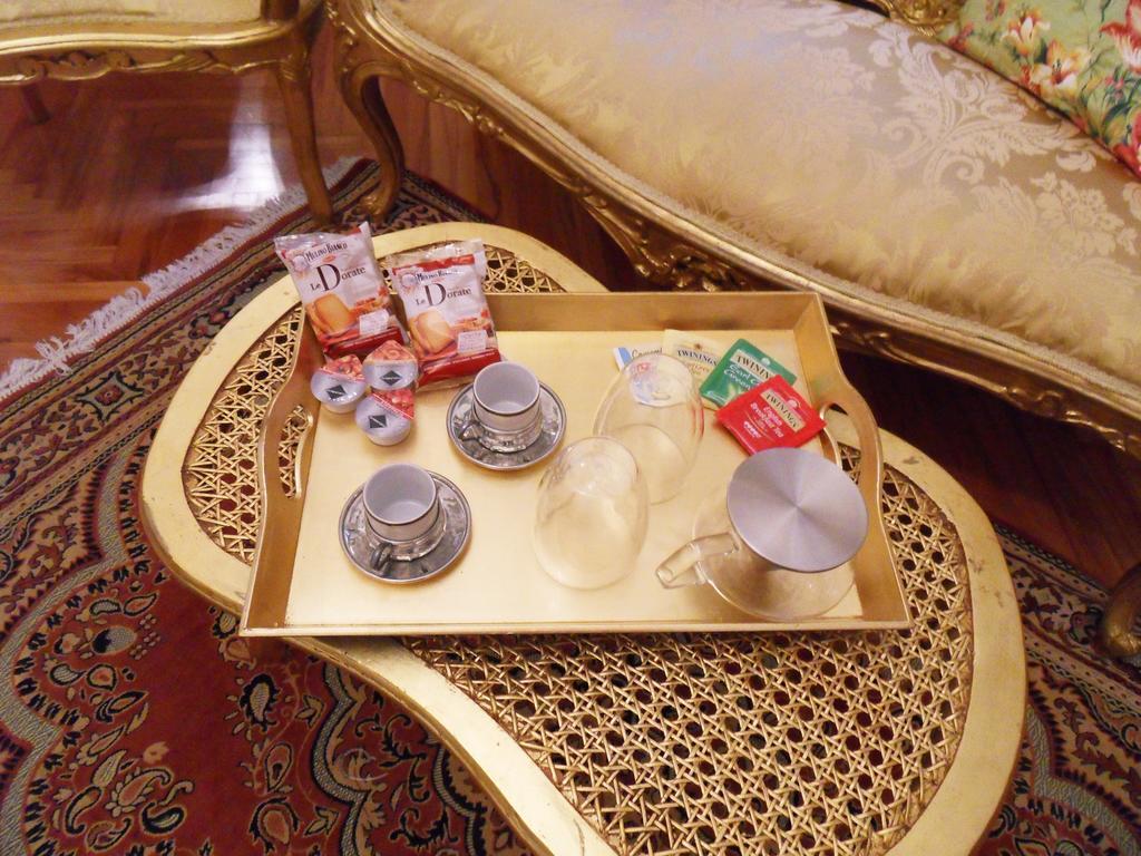 Art&Coffee Hotel Верона Екстериор снимка
