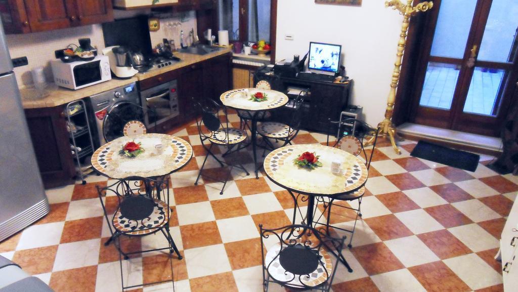 Art&Coffee Hotel Верона Екстериор снимка